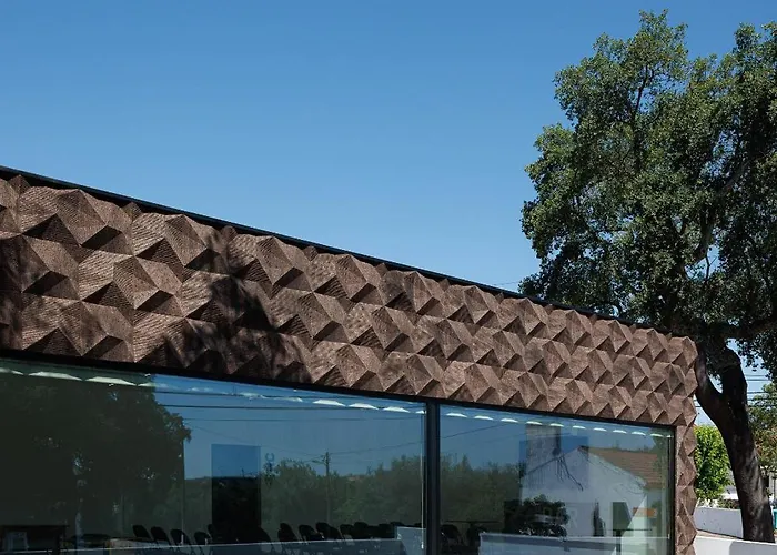 L'ecole Eco 3* Água Travessa