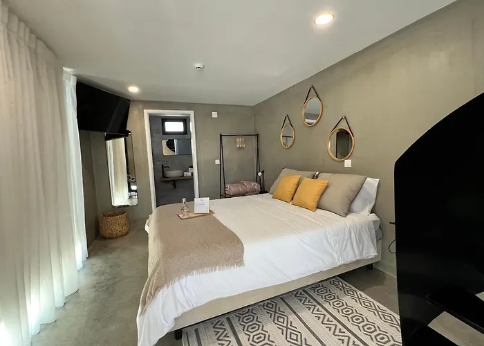 L'ecole Eco Bed & Breakfast 3*